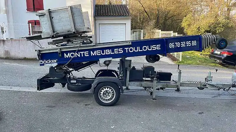 Location monte charge Toulouse 4